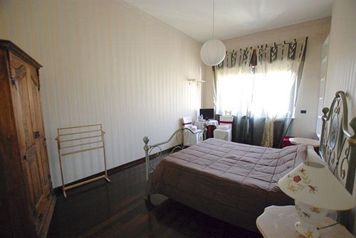 Bed and Breakfast La Boheme Верона Экстерьер фото
